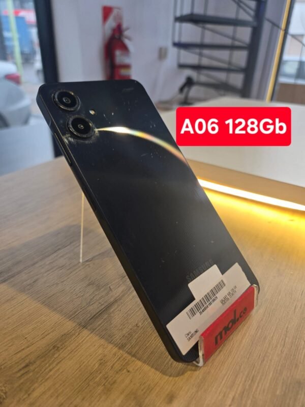 Celular reacondicionado A06 Negro 128gb